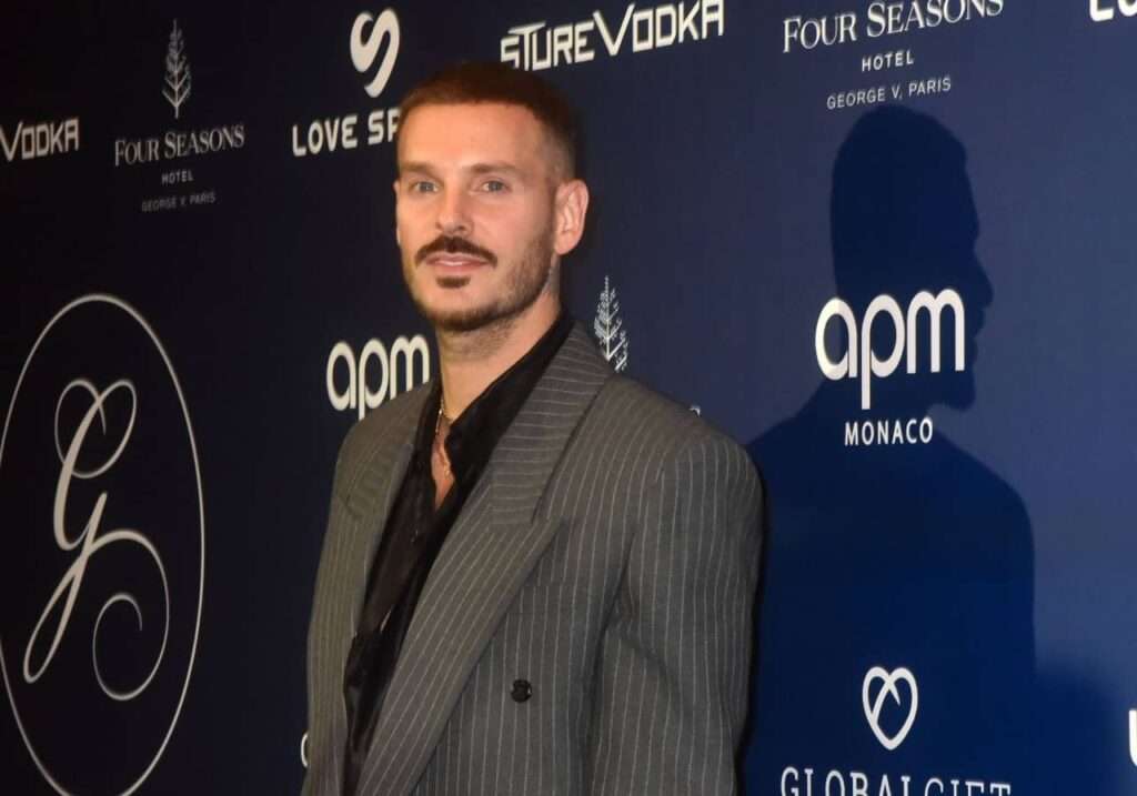 M. Pokora